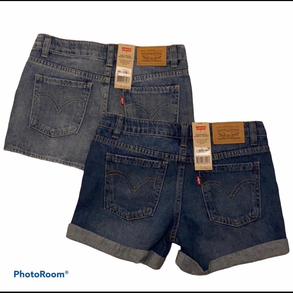 2 Levi’s Shorts - Picture 2 of 6
